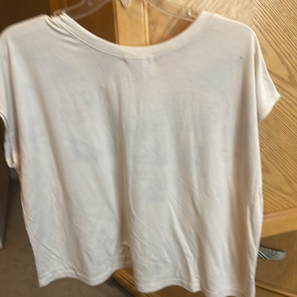 Title unknown graphic cream short tee size medium - Picture 4 of 6